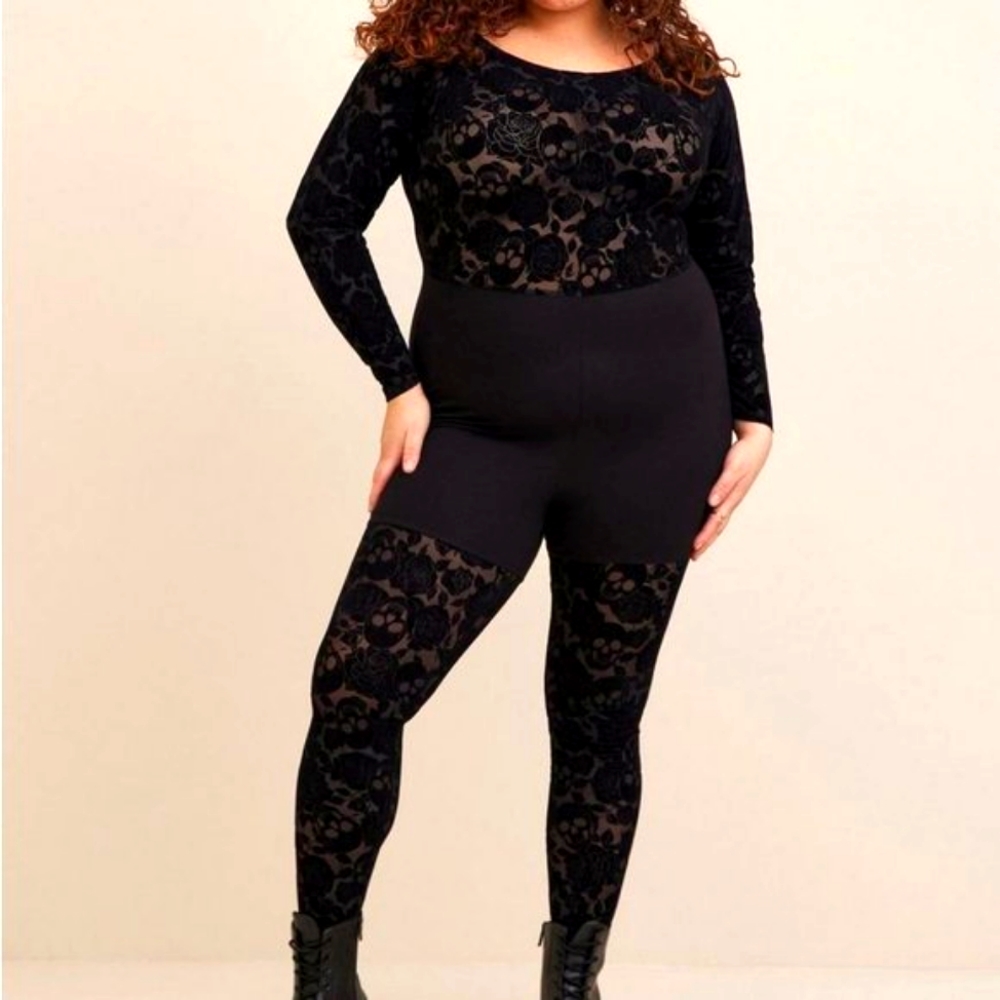 ❤️NWT TORRID CATSUIT - FLORAL SKULL MESH FLOCKED LONG SLEEVE - PLUS SIZE